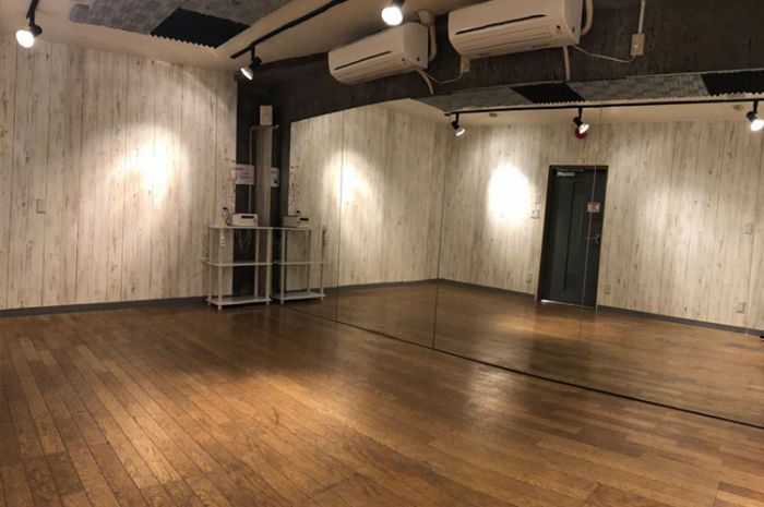 BUZZ レンタルスタジオのダンスルーム